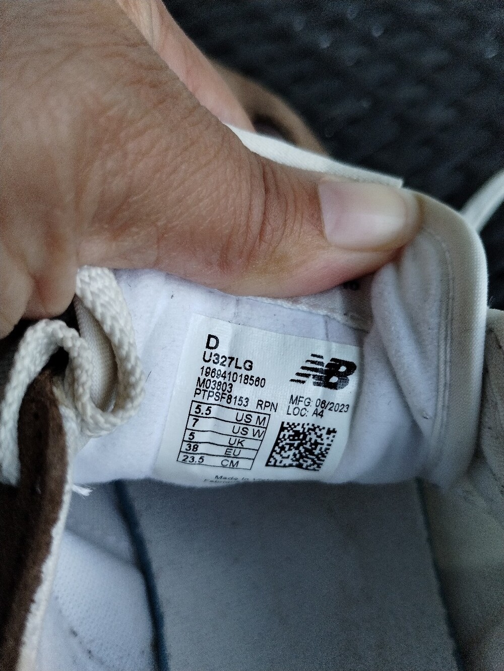 New Balance 327 Sneakers Women’s 7 Brown White Suede U327LG - Picture 7 of 8
